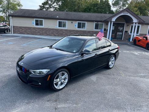 Used 2018 BMW 340i xDrive Sedan w/ Premium Package image 36