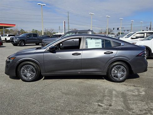 New 2026 Nissan Sentra S image 2