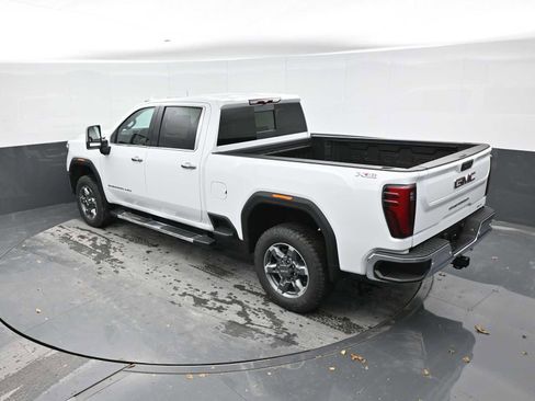 New 2026 GMC Sierra 2500 SLT w/ SLT Premium Package image 29