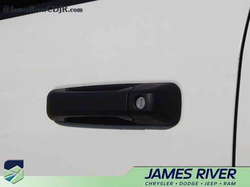 Used 2024 RAM 2500 Big Horn image 19