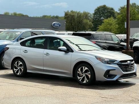 Used 2025 Subaru Legacy Premium AWD/4WD image 23