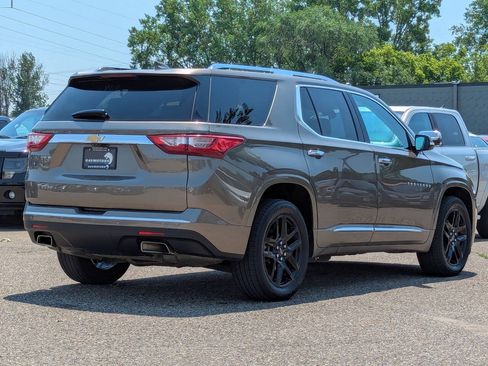 Used 2020 Chevrolet Traverse Premier AWD/4WD image 11