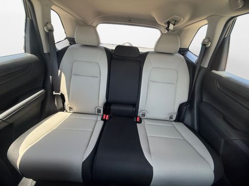 Used 2025 Honda CR-V EX image 12