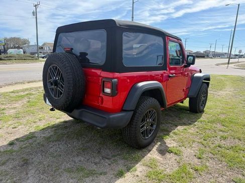 Used 2024 Jeep Wrangler Sport S image 7