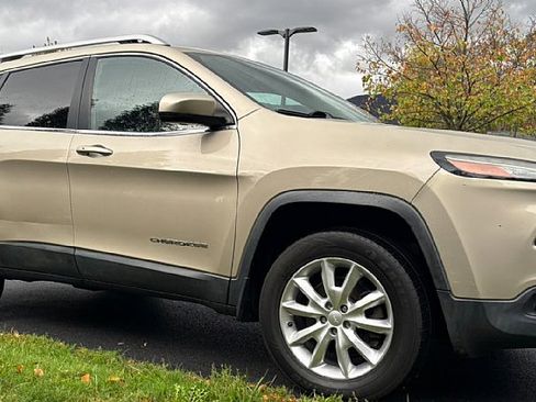 Used 2014 Jeep Cherokee Limited w/ Trailer Tow Group image 3