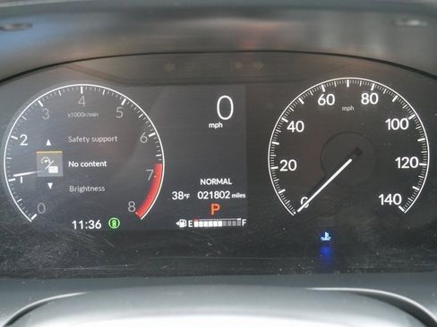 Used 2023 Honda HR-V LX image 29