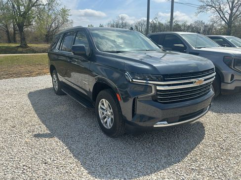 Used 2021 Chevrolet Tahoe LT image 3