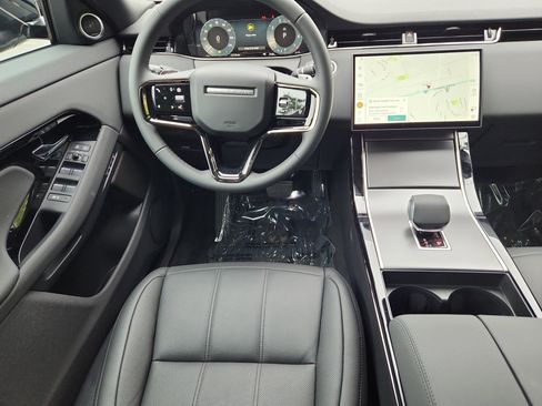 New 2026 Land Rover Range Rover Evoque S image 4