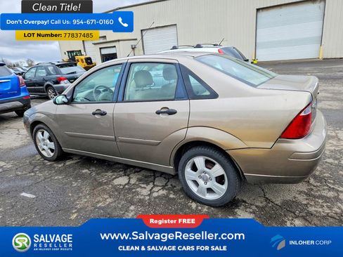 Used 2005 Ford Focus ZX4 Sedan image 3
