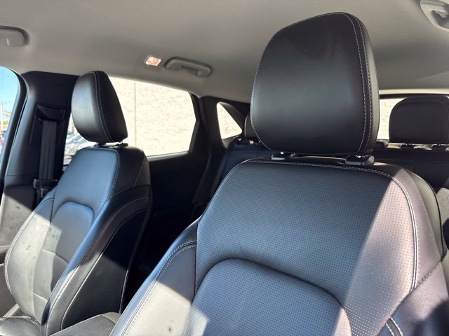 Used 2023 Ford Escape Platinum AWD/4WD image 11