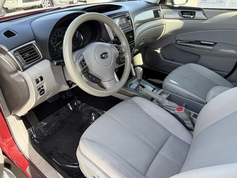 Used 2012 Subaru Forester 2.5X Premium w/ All-Weather Pkg AWD/4WD image 25