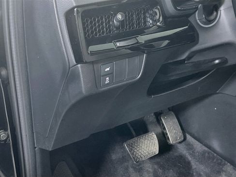 Used 2025 Honda CR-V EX-L image 10