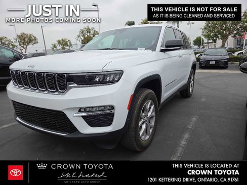Used 2022 Jeep Grand Cherokee Limited RWD image 1
