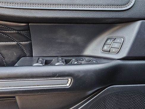 Used 2018 Ford Expedition Platinum RWD image 26