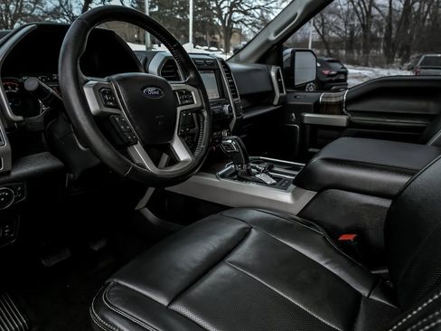 Used 2019 Ford F150 Lariat w/ Equipment Group 502A Luxury image 13