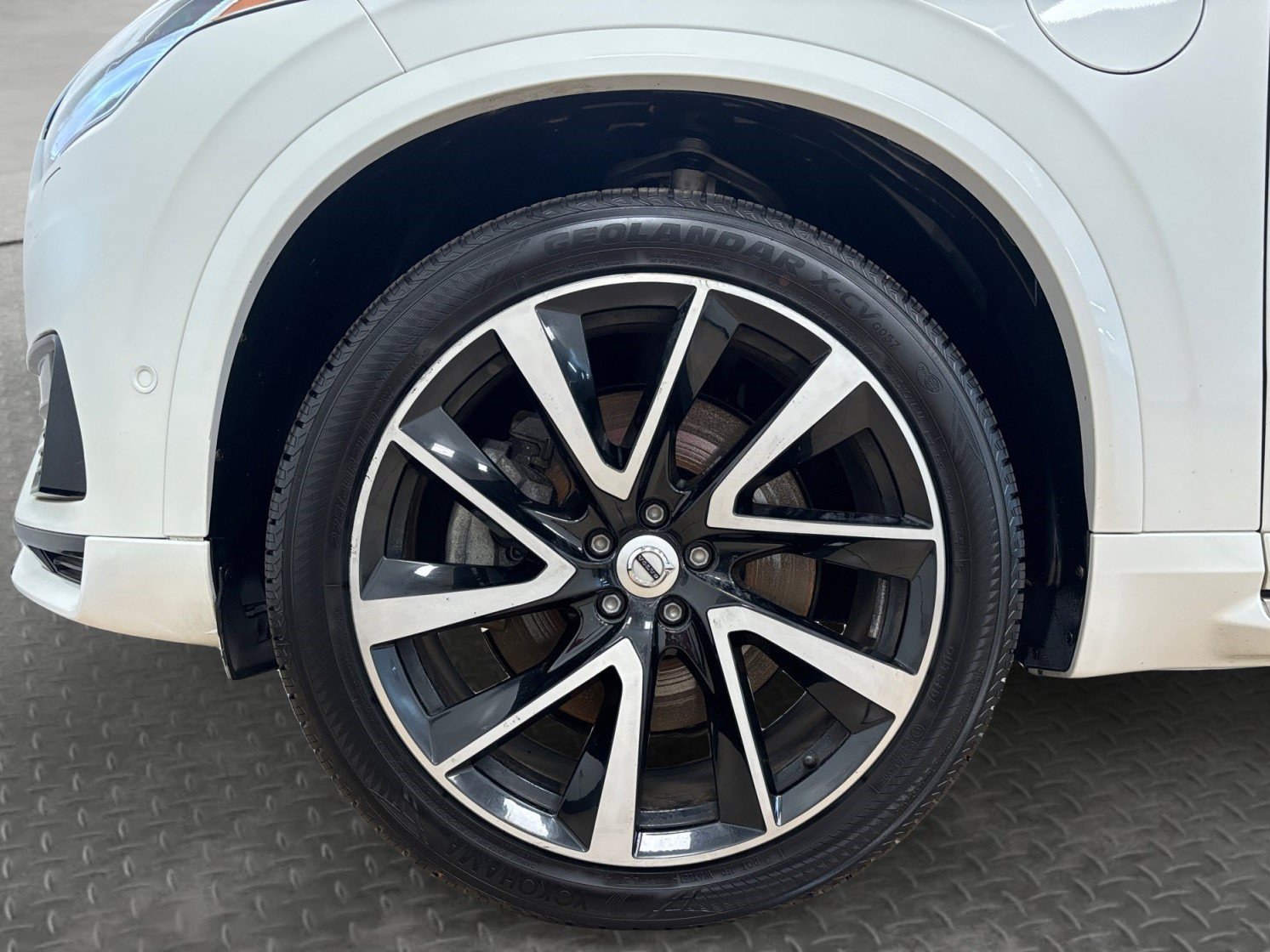 Used 2023 Volvo XC90 T8 Ultimate w/ Protection Package Premier AWD/4WD image 44
