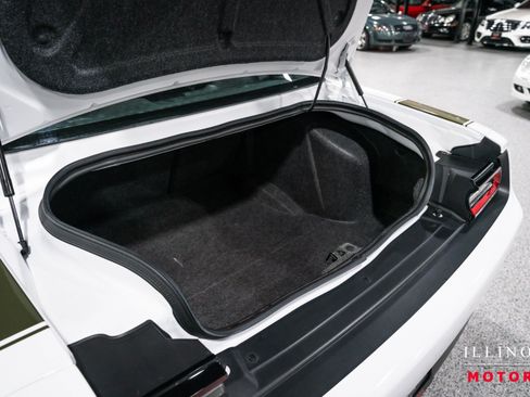 Used 2023 Dodge Challenger R/T Scat Pack RWD image 16