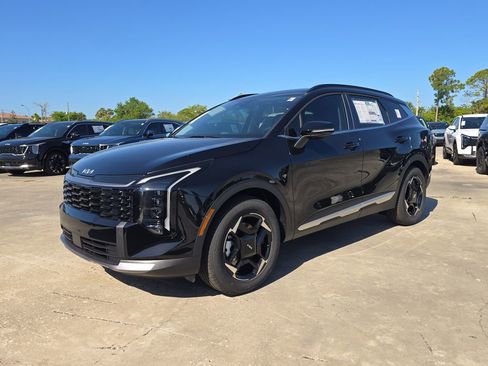 New 2026 Kia Sportage EX FWD image 4