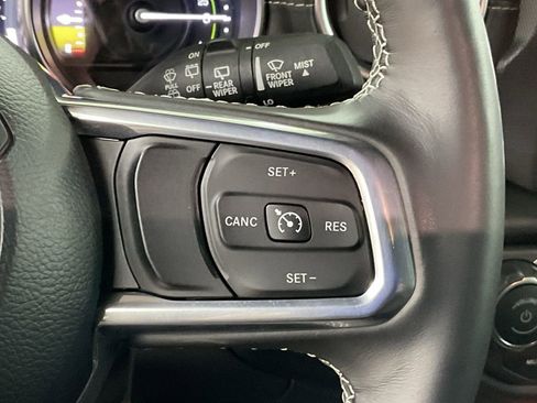 Used 2023 Jeep Wrangler Unlimited Sahara w/ Cold Weather Group image 10