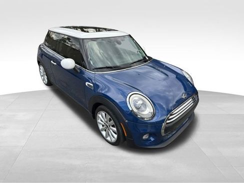 Used 2015 MINI Cooper 2-Door Hardtop image 7