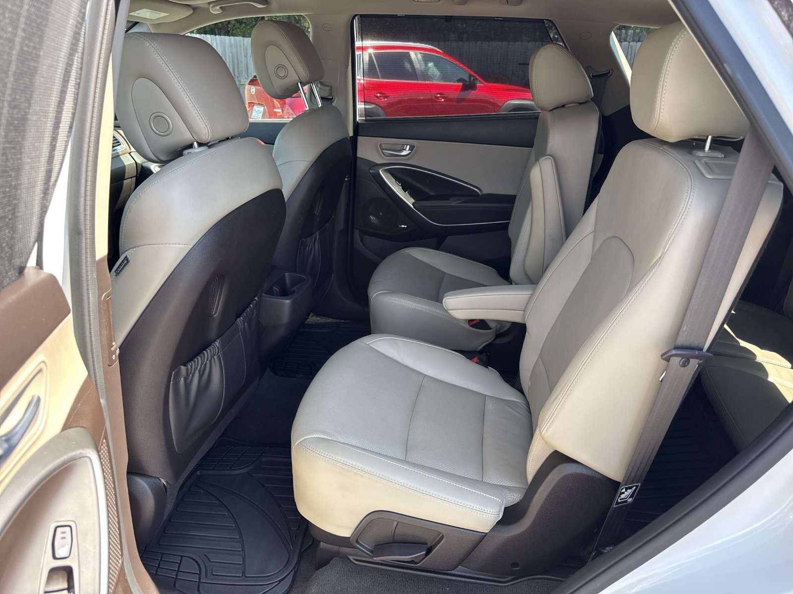 Used 2018 Hyundai Santa Fe Limited FWD image 10
