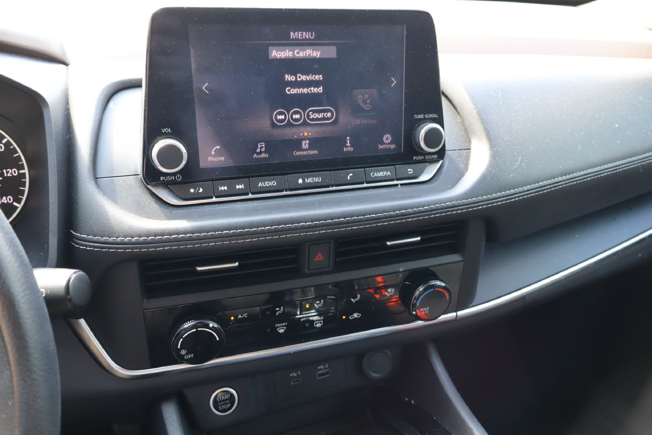 Used 2023 Nissan Rogue S FWD image 6