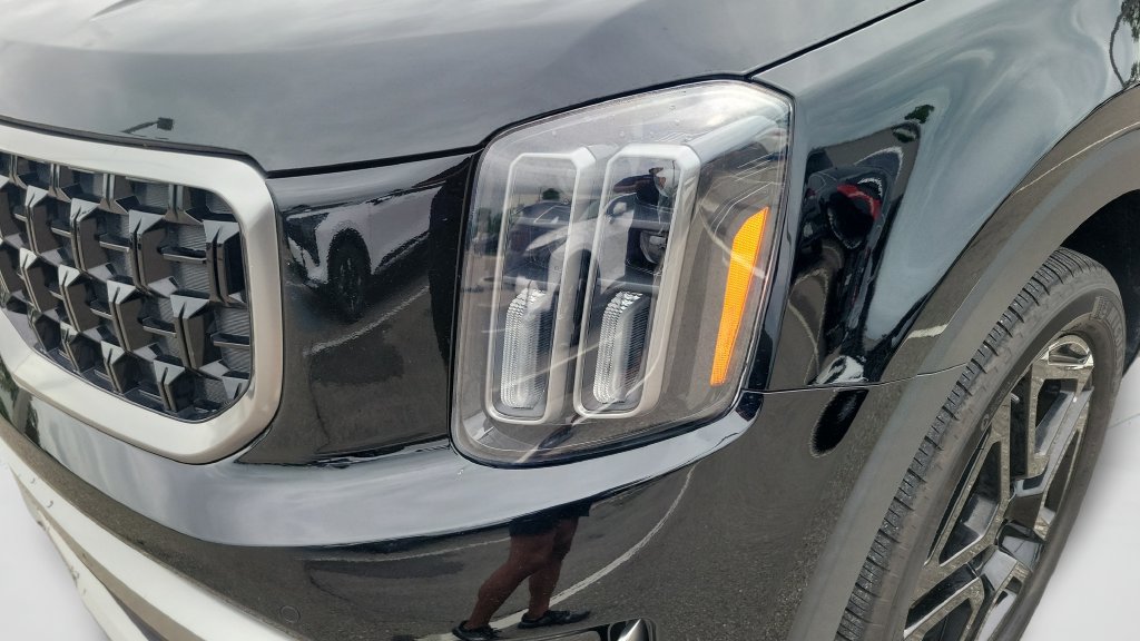 Used 2023 Kia Telluride SX Prestige X-Line AWD/4WD image 9