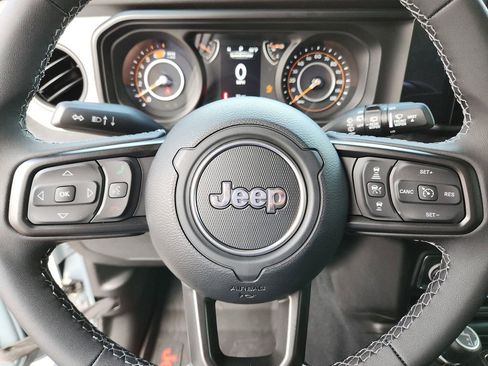 Certified 2026 Jeep Wrangler Unlimited Sport AWD/4WD image 27