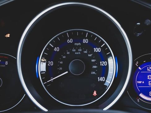 Used 2015 Honda Fit EX image 7