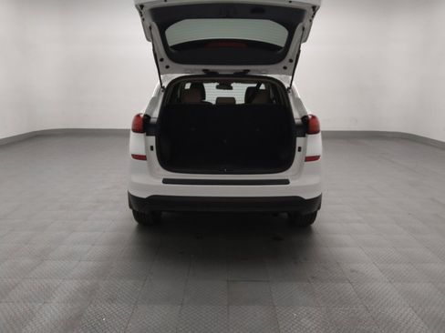 Used 2020 Hyundai Tucson SE image 29