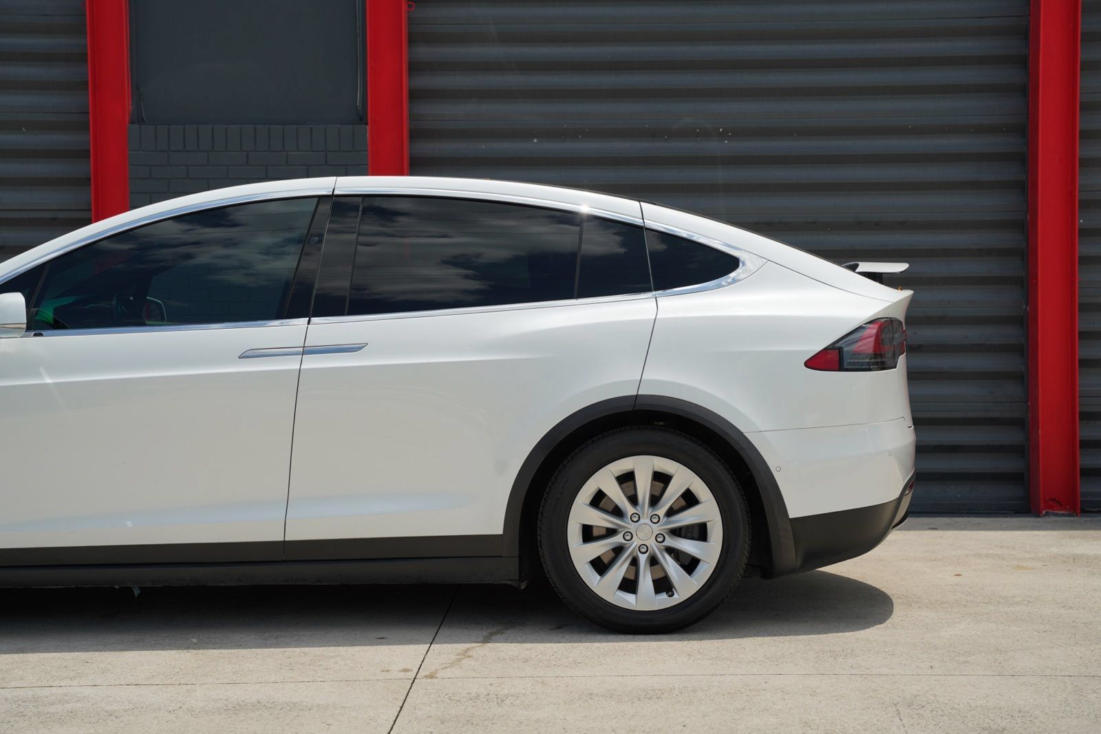 Used 2020 Tesla Model X Long Range AWD/4WD image 10