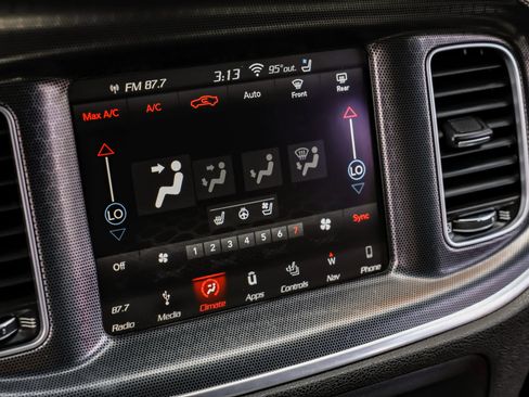 Used 2018 Dodge Charger SRT RWD image 32
