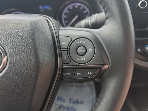 Used 2024 Toyota Camry SE image 20