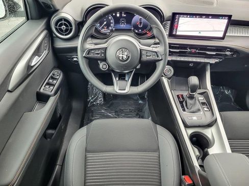 New 2025 Alfa Romeo Tonale image 12