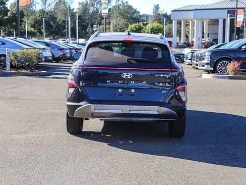 Used 2024 Hyundai Kona Limited FWD image 4