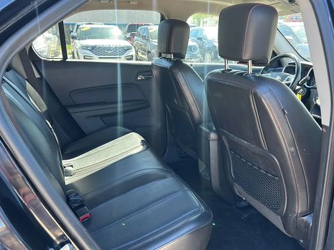 Used 2017 Chevrolet Equinox Premier w/ Enhanced Convenience Package FWD image 16