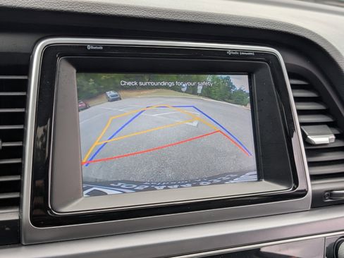 Used 2018 Hyundai Sonata Limited image 27