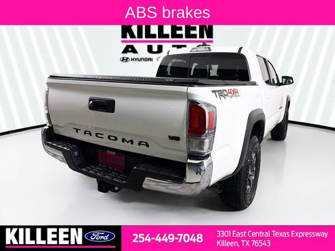 Used 2023 Toyota Tacoma TRD Off-Road image 8
