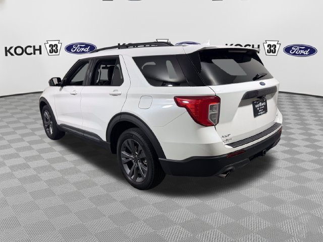 Used 2024 Ford Explorer XLT w/ Equipment Group 202A AWD/4WD image 6