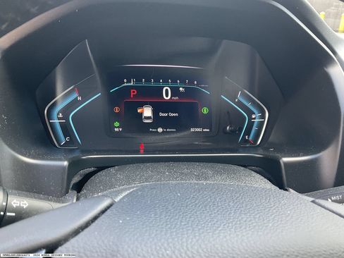 Used 2024 Honda Odyssey Touring image 13