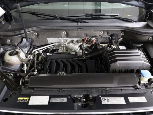 Used 2018 Volkswagen Atlas Launch Edition image 19
