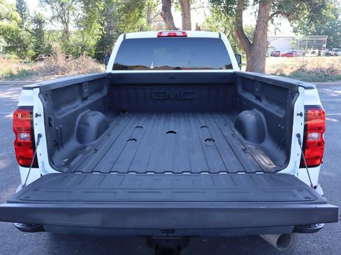 Used 2018 GMC Sierra 3500 SLT w/ Duramax Plus Package AWD/4WD image 14