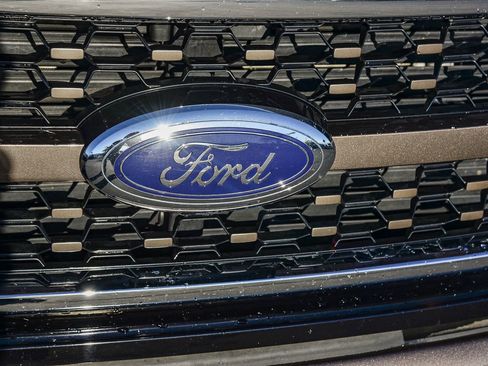 Used 2023 Ford F150 King Ranch w/ Equipment Group 601A High image 11