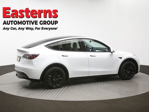 Used 2020 Tesla Model Y Long Range image 39