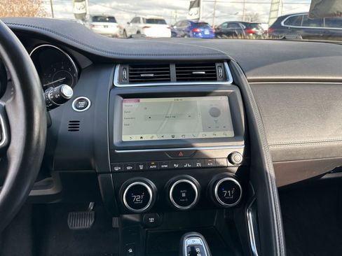 Used 2018 Jaguar E-PACE S image 54