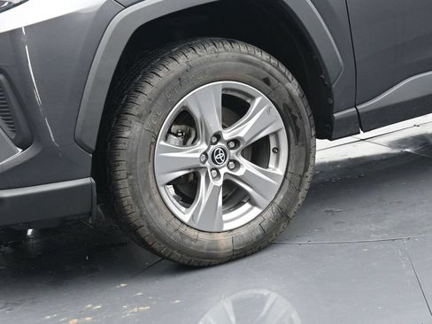 Used 2024 Toyota RAV4 XLE FWD image 12