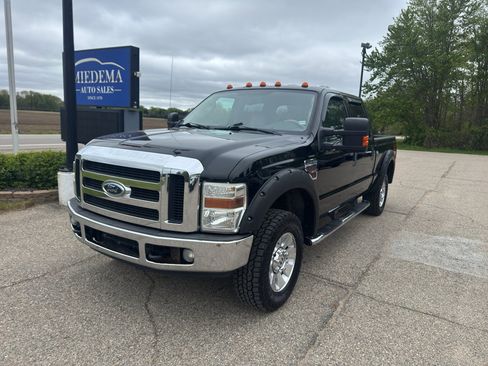 Used 2008 Ford F250 XLT AWD/4WD image 2