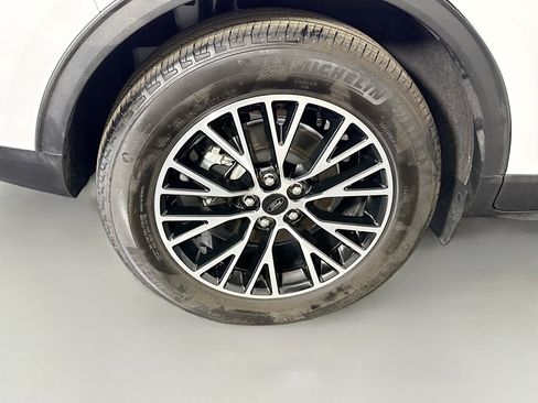 Used 2023 Ford Escape SE w/ PHEV Premium Package image 33