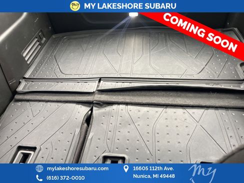Used 2021 Chevrolet Traverse LT w/ LPO, Floor Liner Package image 11
