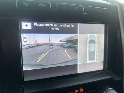 Used 2017 Ford F150 Platinum w/ Equipment Group 701A Luxury image 34